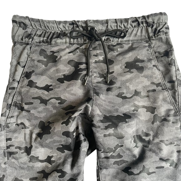 BEVY FLOG Shely Gray/Black Camo Drawstring Jogger Pants Size 25 - Picture 5 of 17